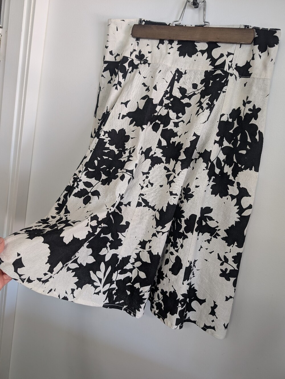 Zokai Medium Linen Skirt Half Circle Skater High Waist Belt Black White Flowers
